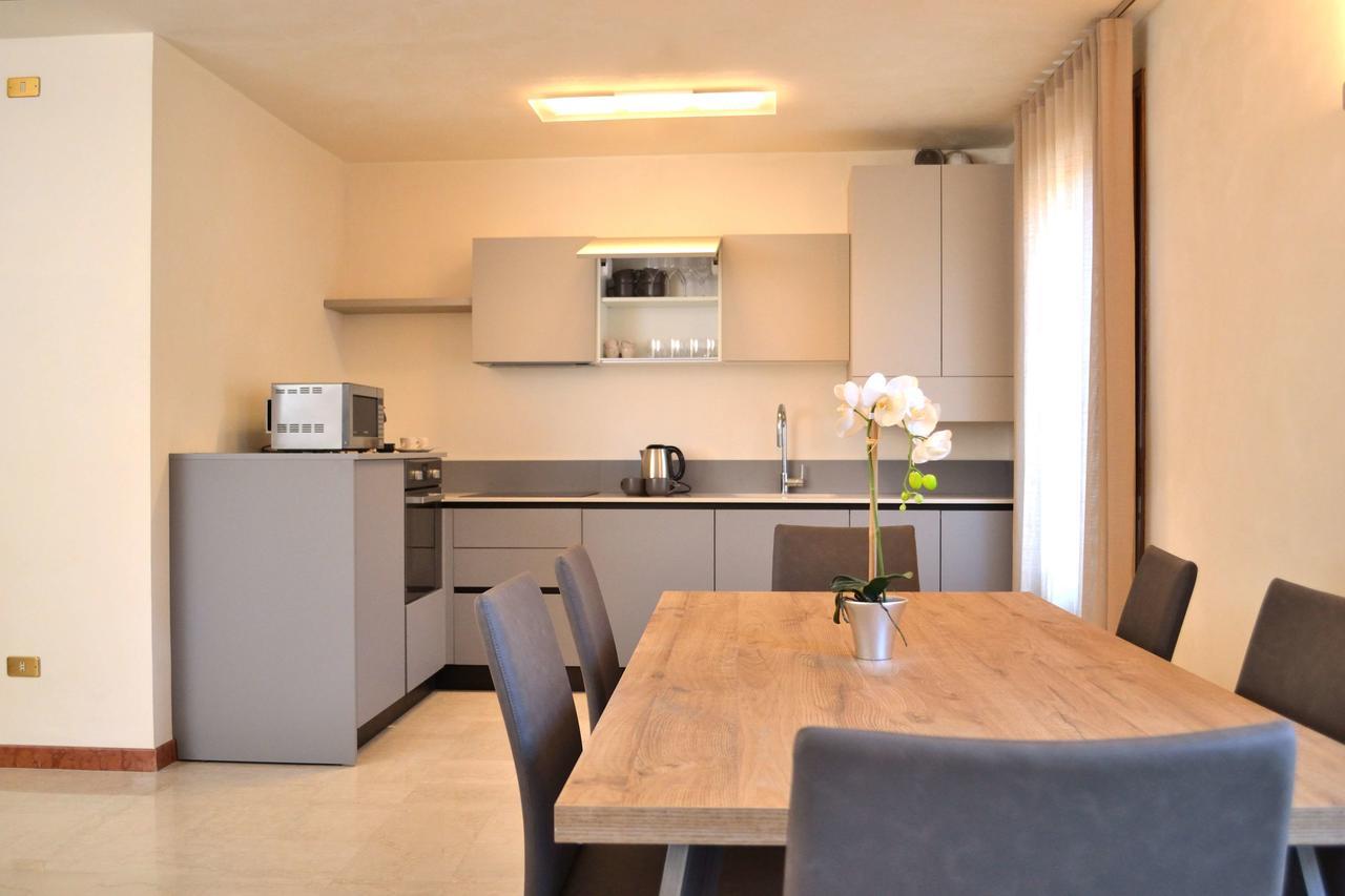 Portico Oscuro Deluxe Apartment - Centro Citta Treviso Exterior foto