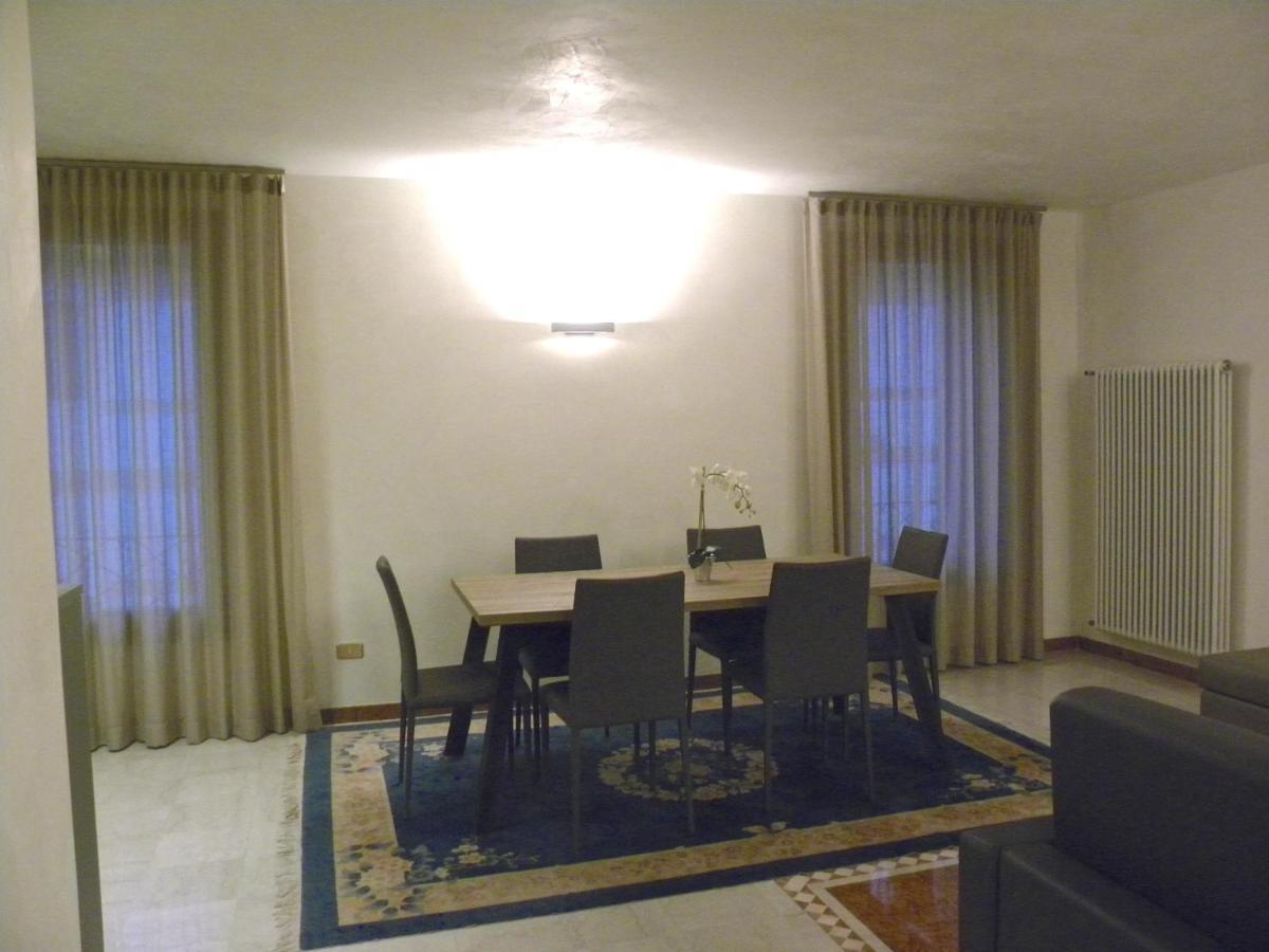 Portico Oscuro Deluxe Apartment - Centro Citta Treviso Exterior foto